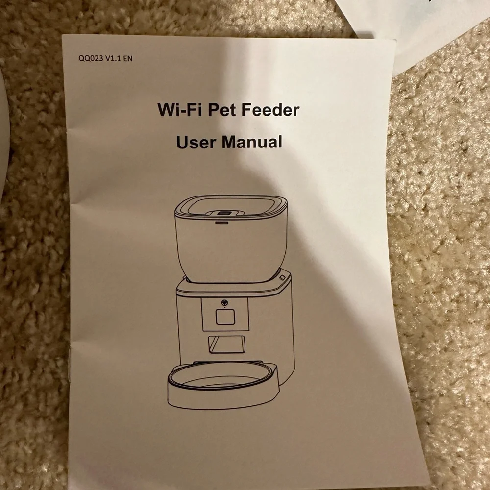 Anchor Automatic Dog Feeder - White and Silver